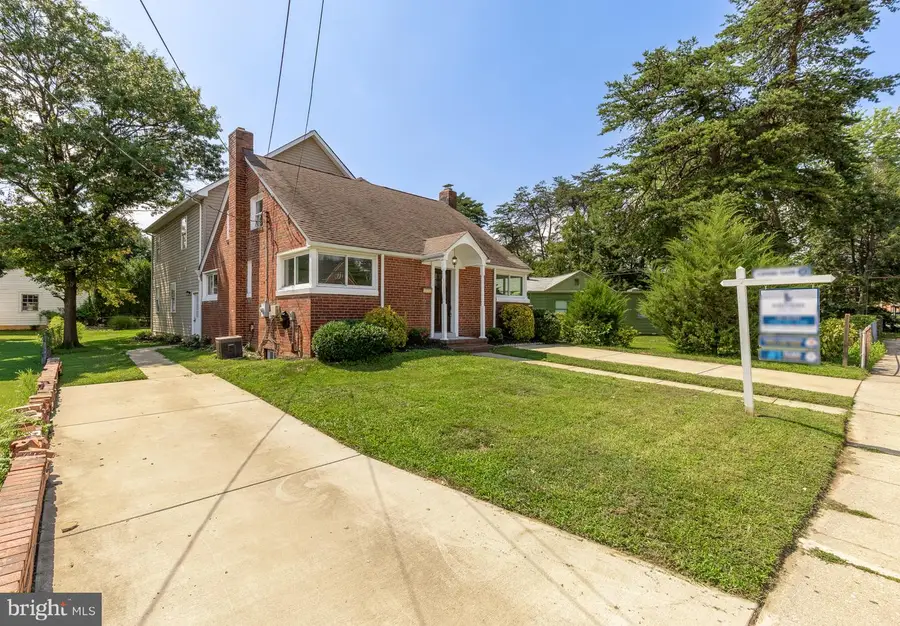 750 N George Mason Dr, Arlington, VA 22203 - #2