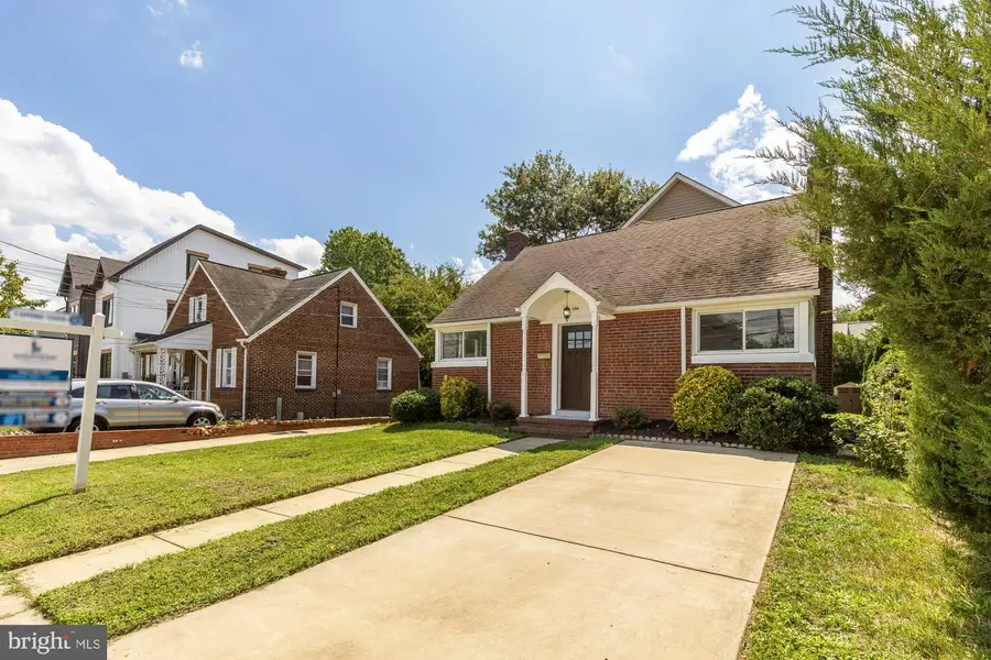 750 N George Mason Dr, Arlington, VA 22203 - #3