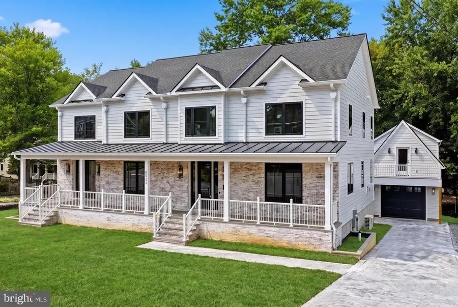 6523 16th St N, Arlington, VA 22205 - #2