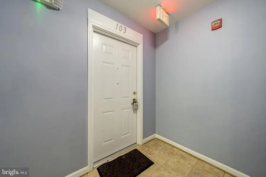 2912 17th St S #103, Arlington, VA 22204 - #3