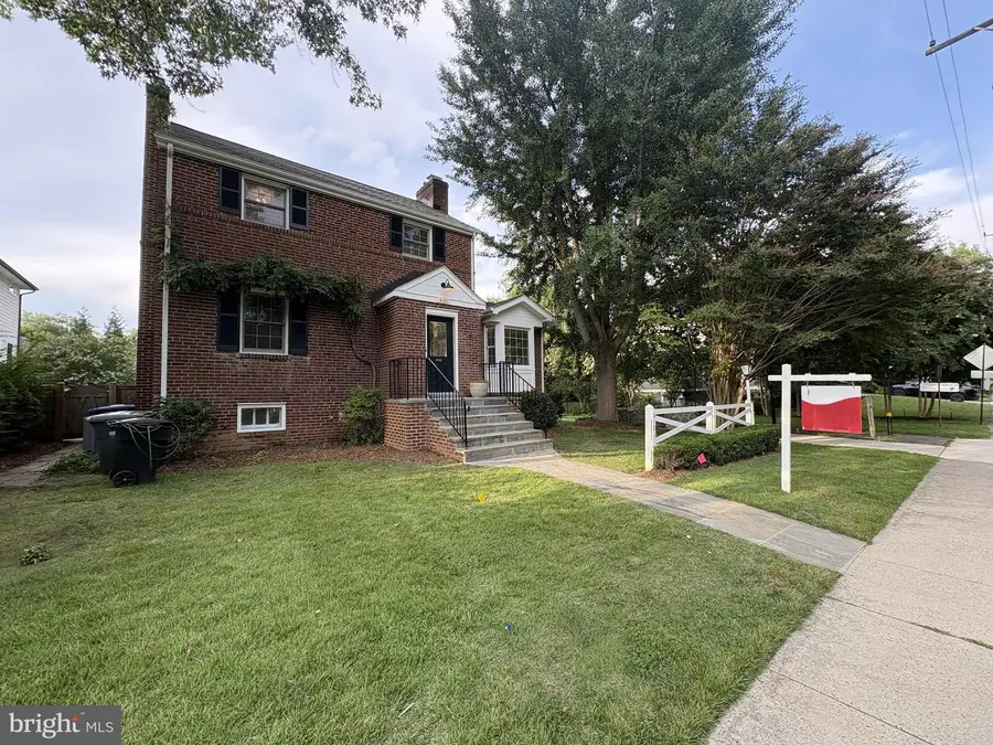 6101 22nd St N, Arlington, VA 22205 - #2