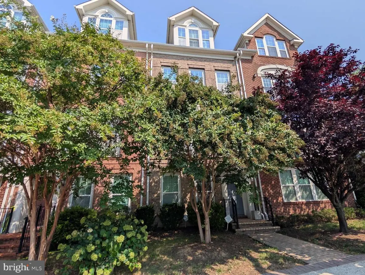 4515 Wilson Blvd, Arlington, VA 22203 - #1
