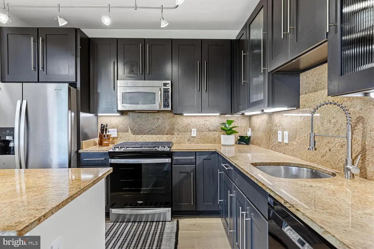2200 N Westmoreland St #421, Arlington, VA 22213 - #1