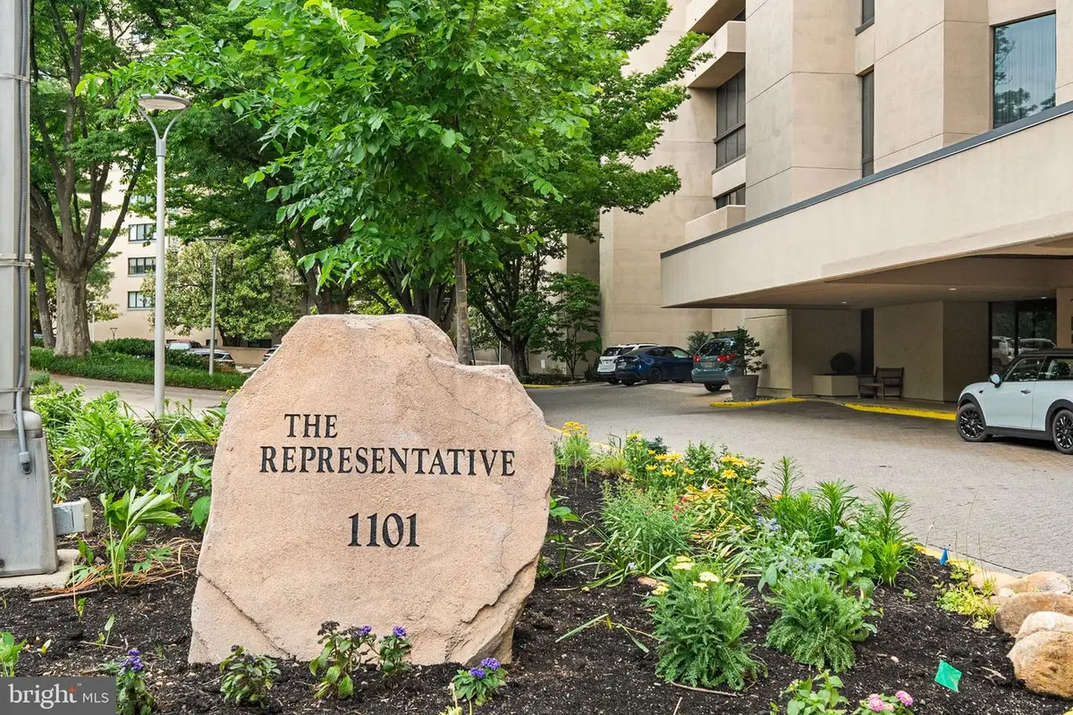 1101 S Arlington Ridge Rd #212, Arlington, VA 22202 - #1