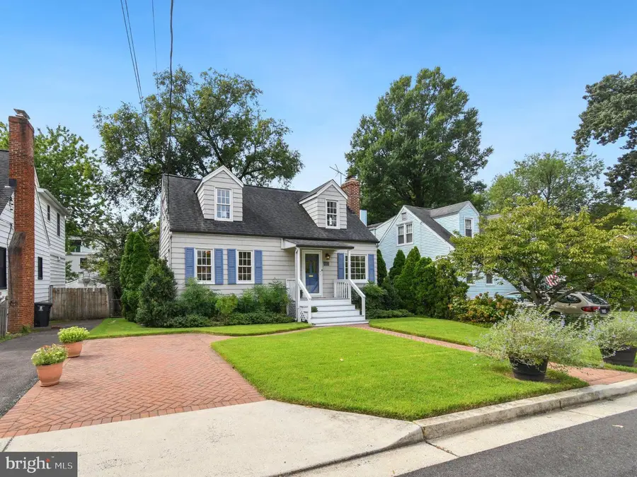 5712 4th St S, Arlington, VA 22204 - #2