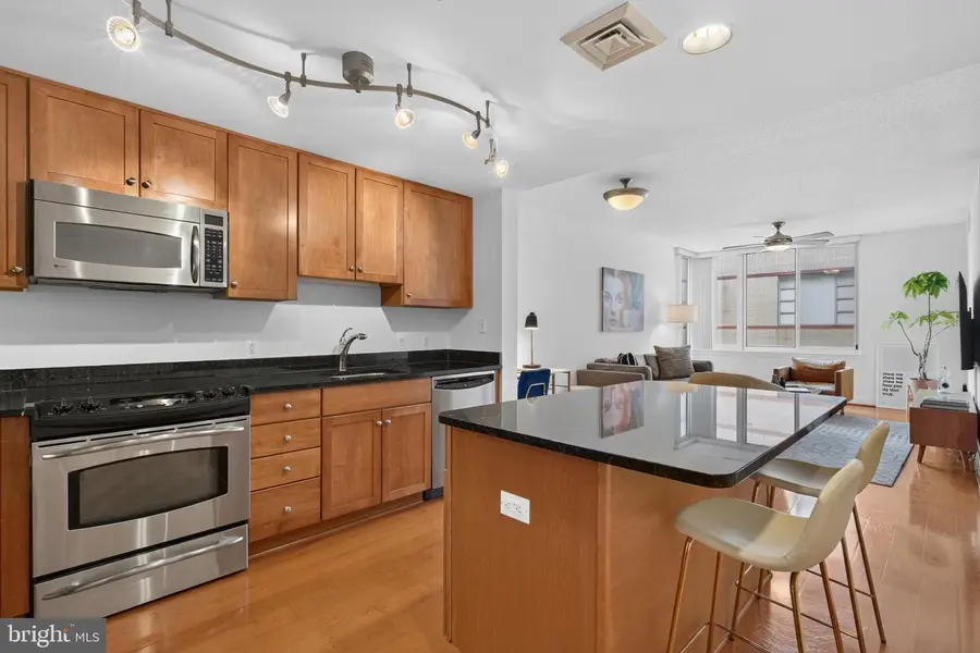 1020 N Highland St #509, Arlington, VA 22201 - #3