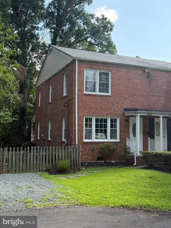 1013 S Buchanan St, ARLINGTON, VA 22204