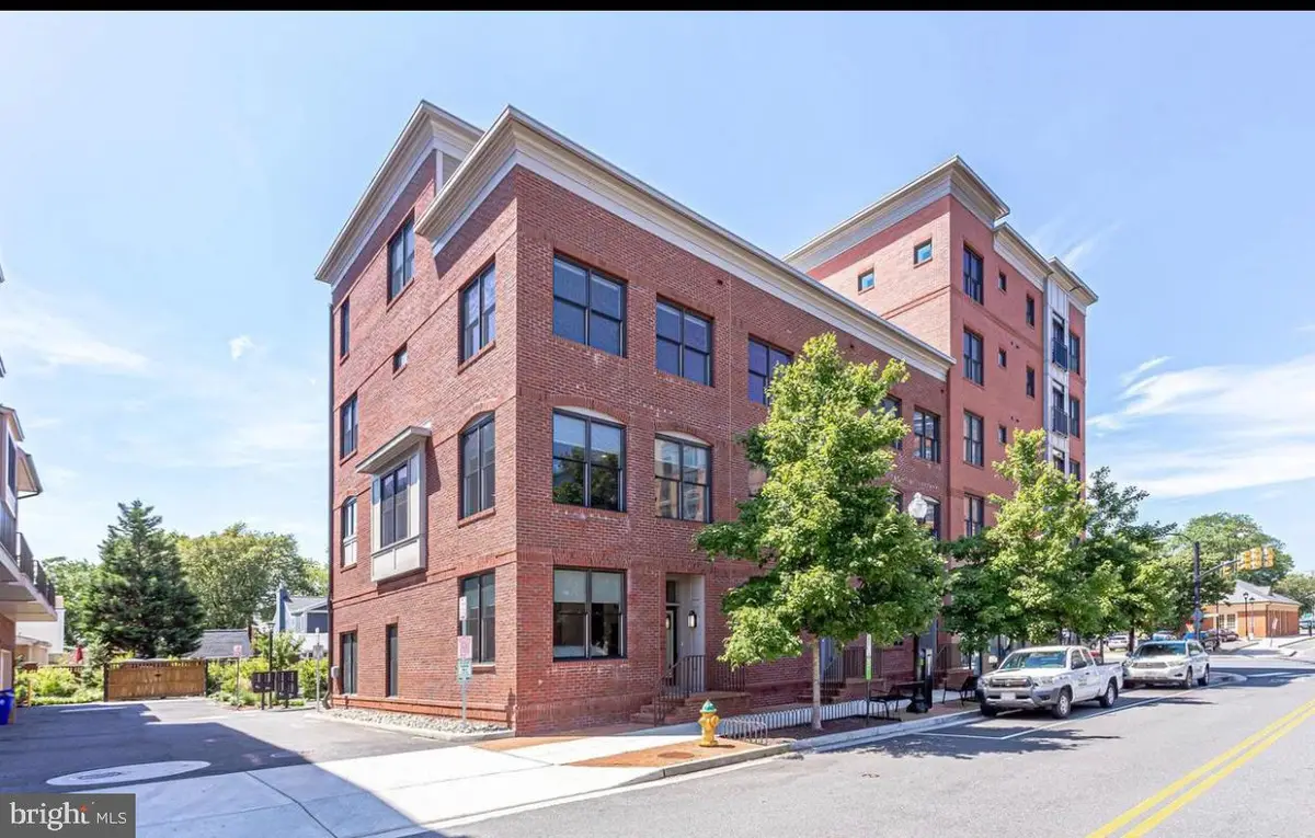 2810 11th St S #t001, Arlington, VA 22204 - #1