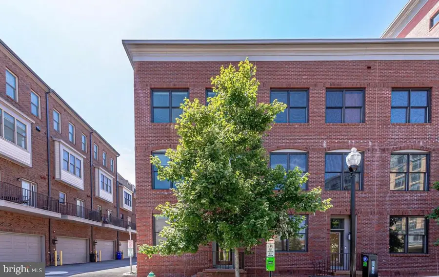 2810 11th St S #t001, Arlington, VA 22204 - #2