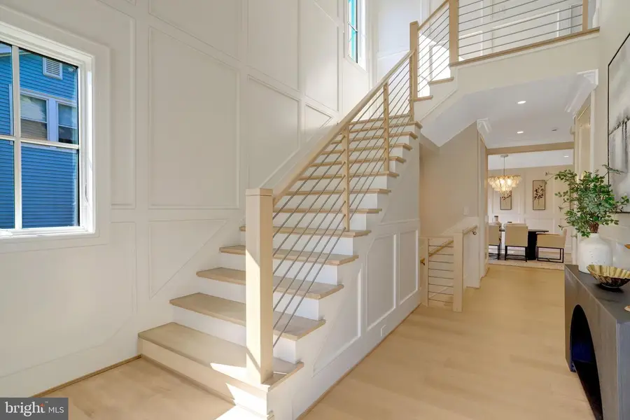 2006 N Stafford St, Arlington, VA 22207 - #2