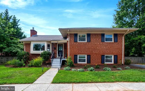 900 S Utah St, ARLINGTON, VA 22204