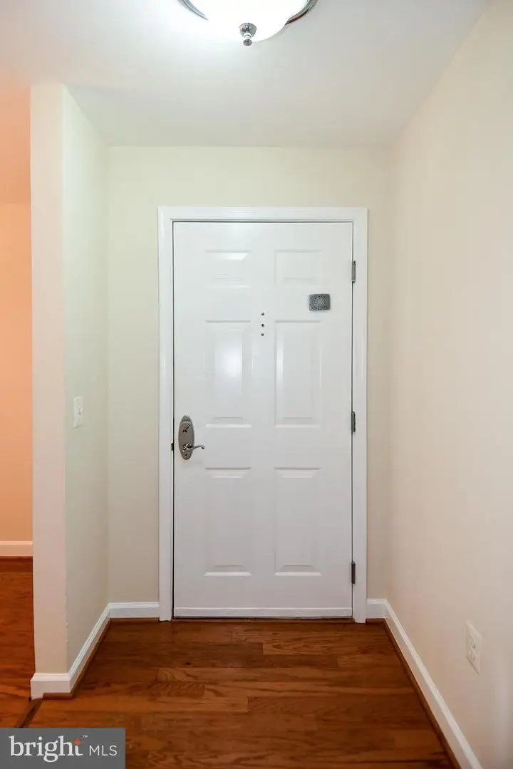 4061 S Four Mile Run Dr #304, Arlington, VA 22204 - #2