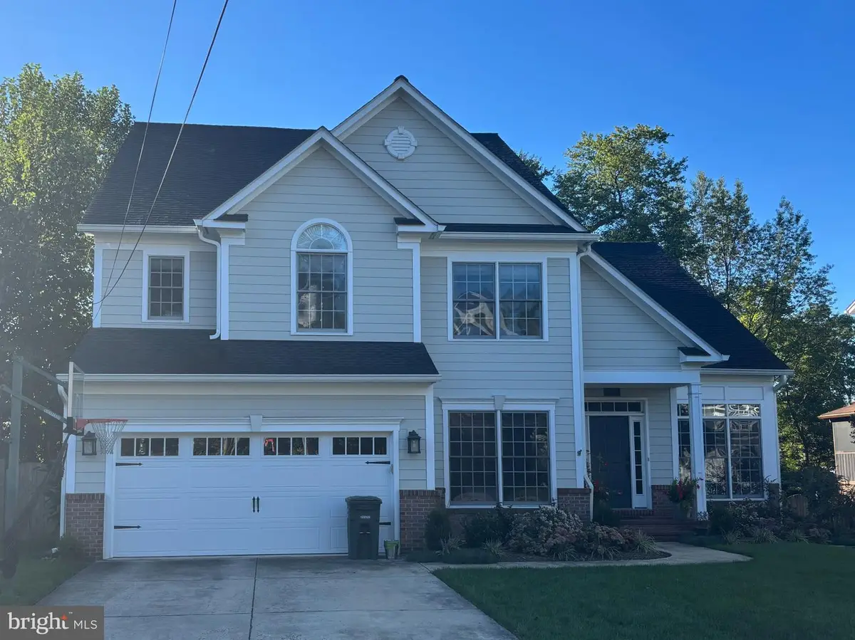 5850 26th St N, Arlington, VA 22207 - #1