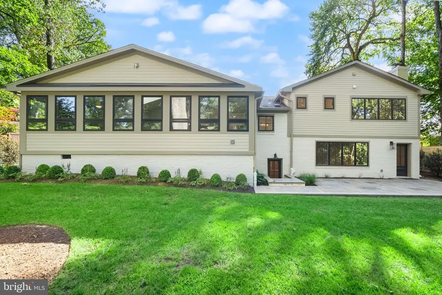 3667 N Harrison St, Arlington, VA 22207 - #3