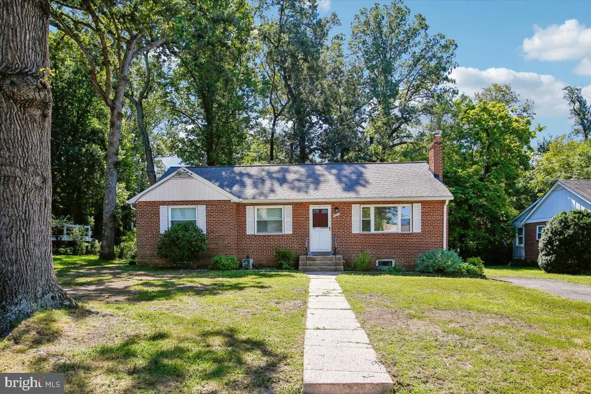 6816 29th St N, Arlington, VA 22213 - #1
