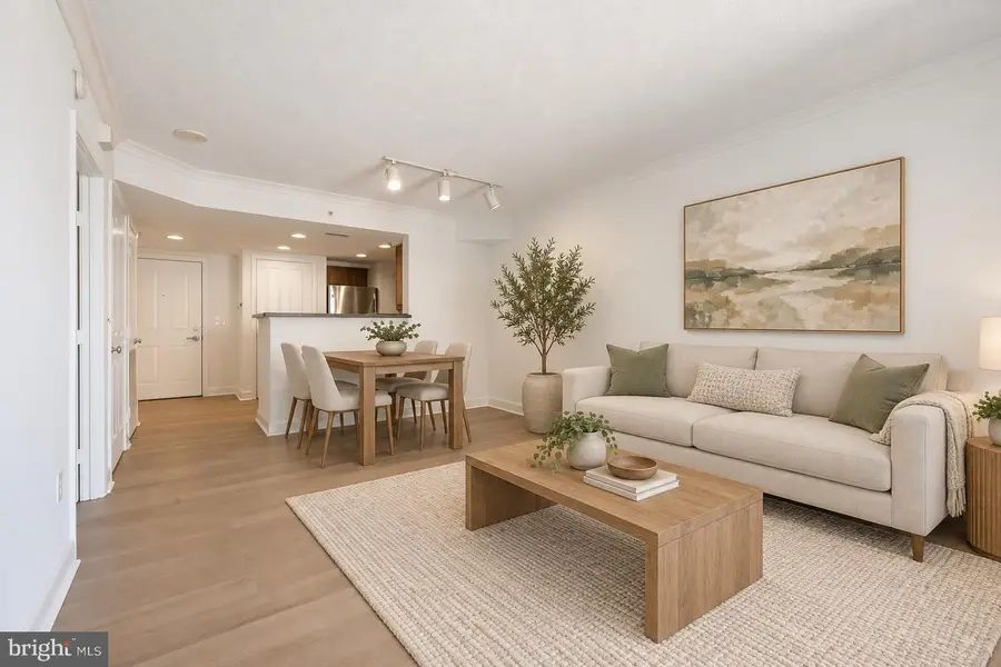 1205 N Garfield St #911, Arlington, VA 22201 - #2