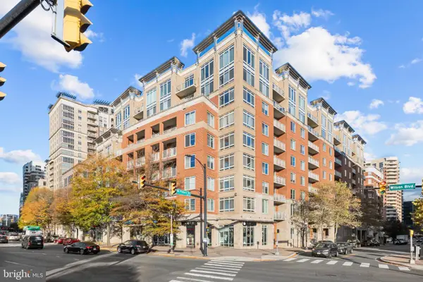 820 N Pollard St #410, ARLINGTON, VA 22203