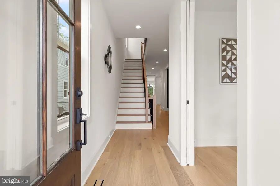 3512 16th St S, Arlington, VA 22204 - #2