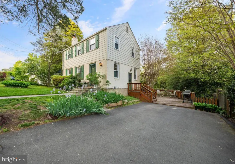 909 N Madison St N, Arlington, VA 22205 - #3