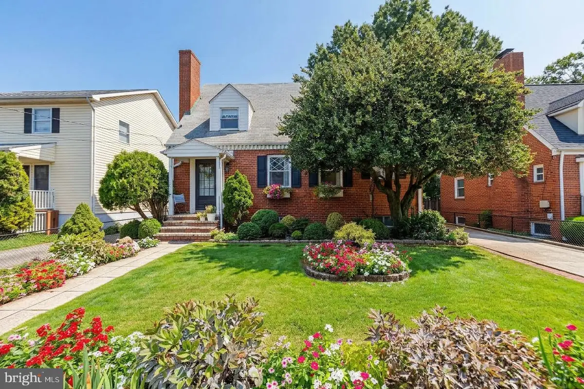 3535 18th St S, Arlington, VA 22204 - #1