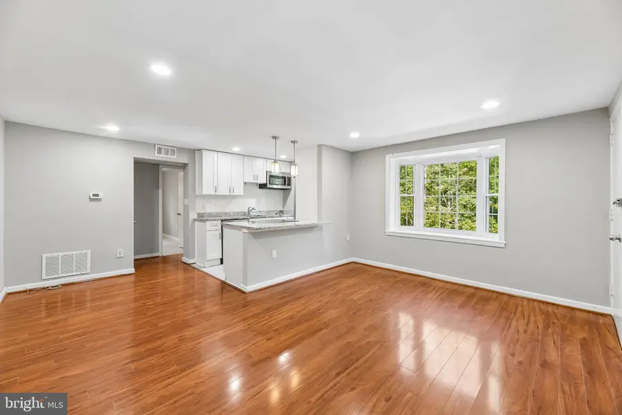 808 S Arlington Mill Dr S #9-204, Arlington, VA 22204 - #2