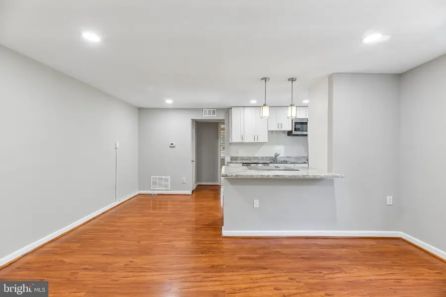 808 S Arlington Mill Dr S #9-204, Arlington, VA 22204 - #3