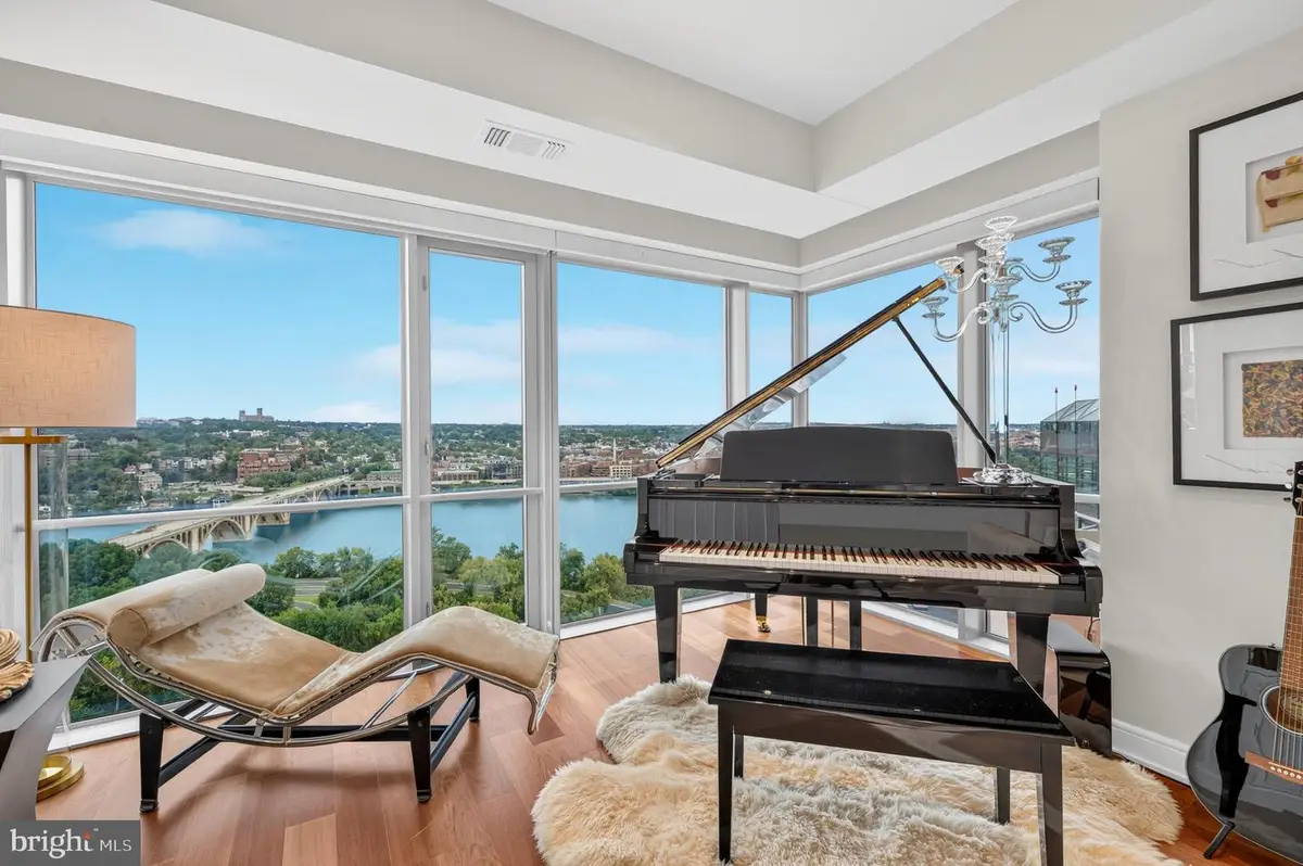 1111 19th St N #2401, Arlington, VA 22209 - #1