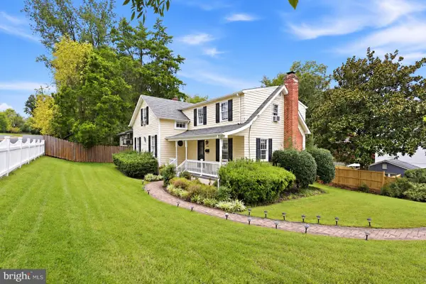 3816 N Glebe Rd, ARLINGTON, VA 22207