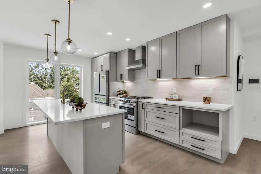 1201 N Quinn St #201, Arlington, VA 22209 - #2
