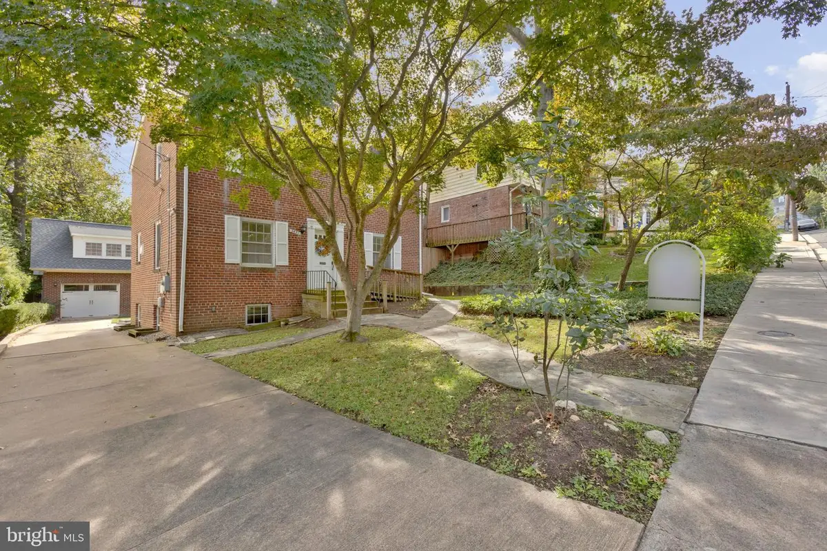 2431 N Utah St, Arlington, VA 22207 - #1