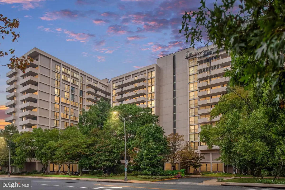 4141 N Henderson Rd #1002, Arlington, VA 22203 - #1