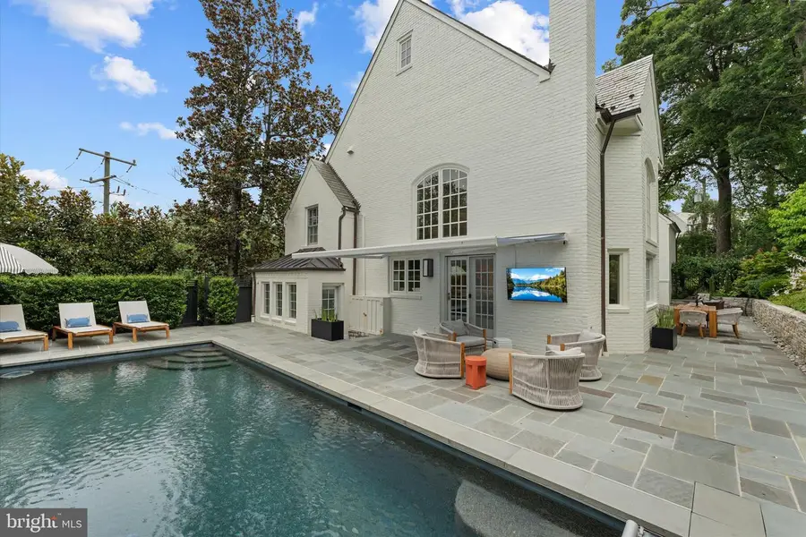 4600 32nd Rd N, Arlington, VA 22207 - #2