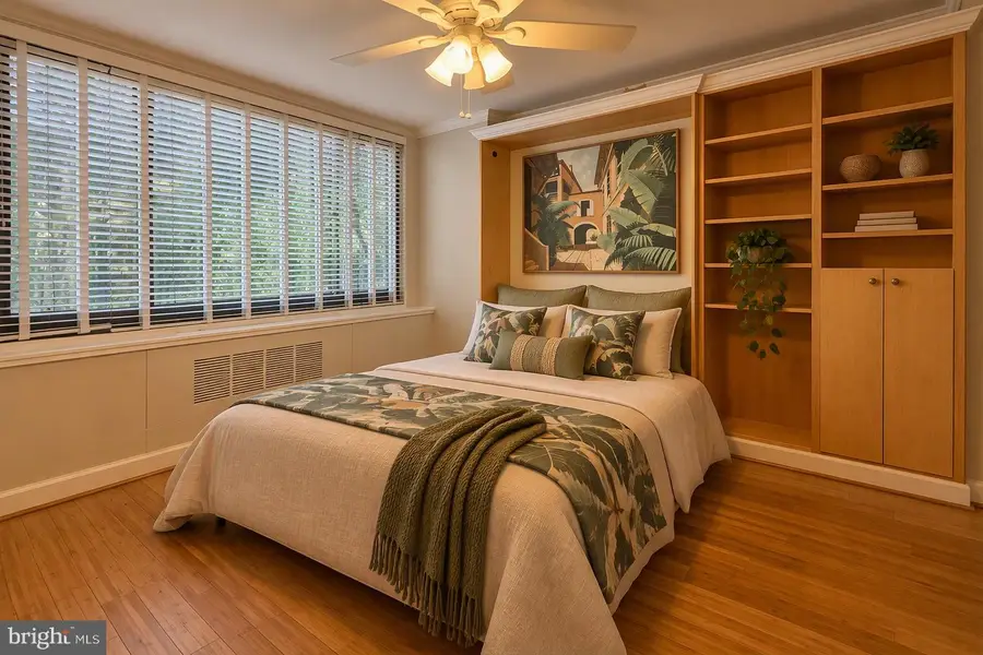 1011 Arlington Blvd #208, Arlington, VA 22209 - #2