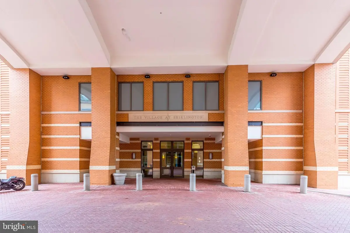 2720 S Arlington Mill Dr #102, Arlington, VA 22206 - #1