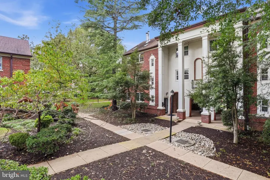 2021 N 21 St N #20, Arlington, VA 22201 - #3