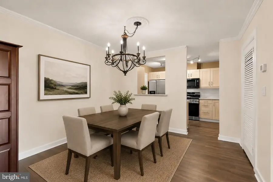 1300 Army Navy Dr #503, Arlington, VA 22202 - #2