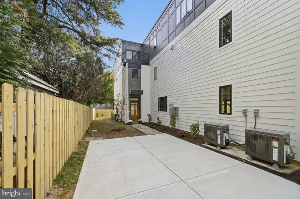 1227 N Quincy St, ARLINGTON, VA 22203