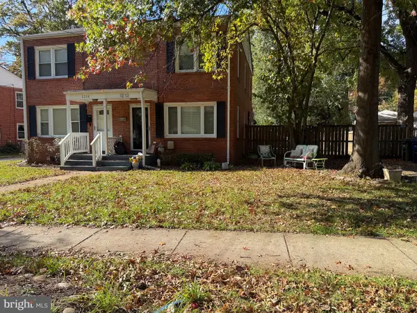 1212 S Buchanan St S, ARLINGTON, VA 22204