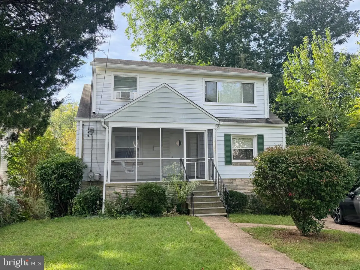 6306 19th St N, Arlington, VA 22205 - #1