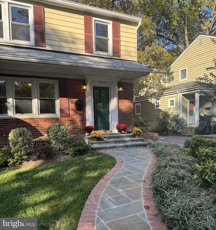 5529 Fairfax Dr, Arlington, VA 22205 - #2
