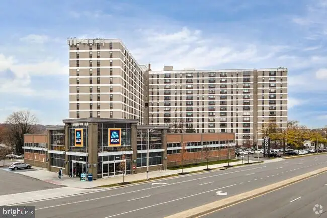 4600 Duke St #803, Alexandria, VA 22304 - Image #2