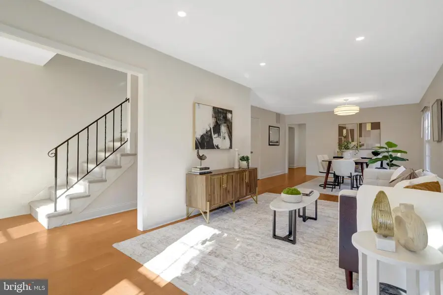 216 Duncan Ave, Alexandria, VA 22301 - Image #2