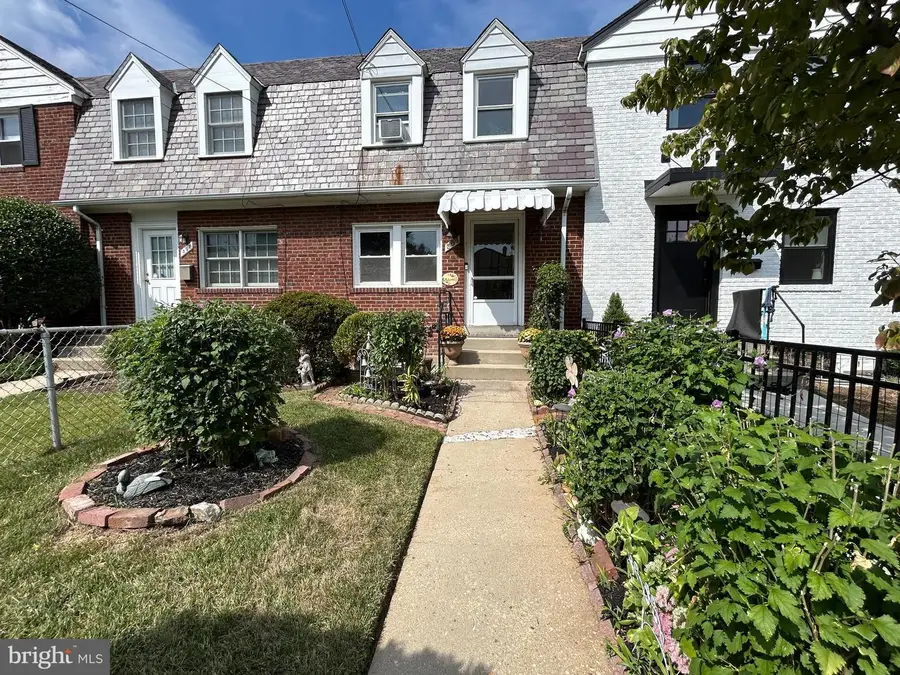 304 E Nelson Ave, Alexandria, VA 22301 - Image #2
