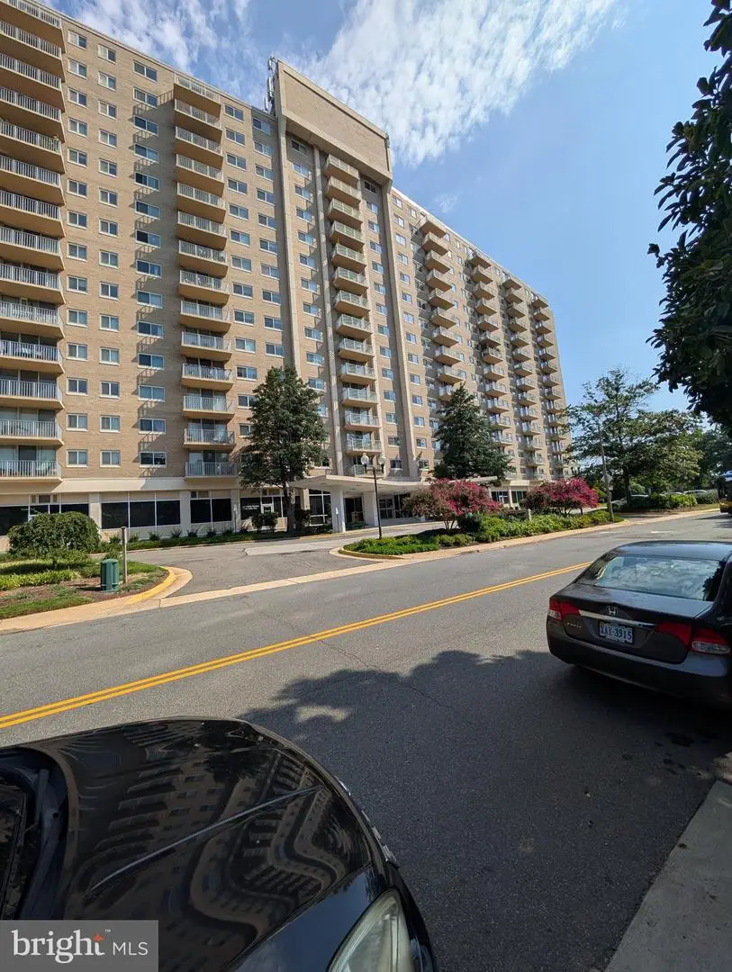 1225 Martha Custis Dr #704, Alexandria, VA 22302 - Image #1