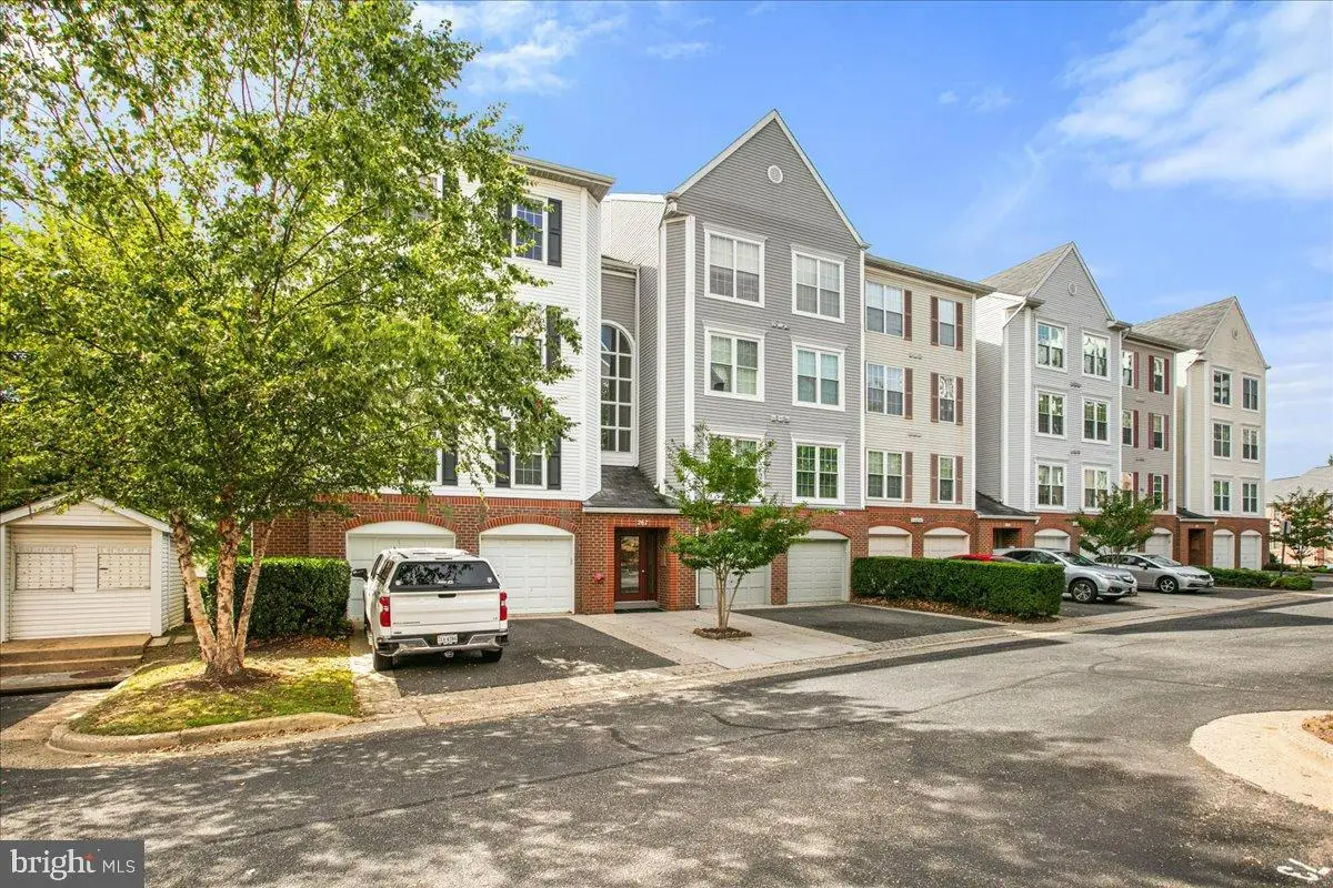 267 S Pickett St #102, Alexandria, VA 22304 - Image #1