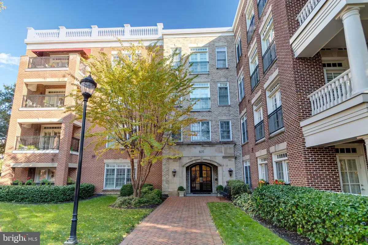 635 First St #404, Alexandria, VA 22314 - Image #1