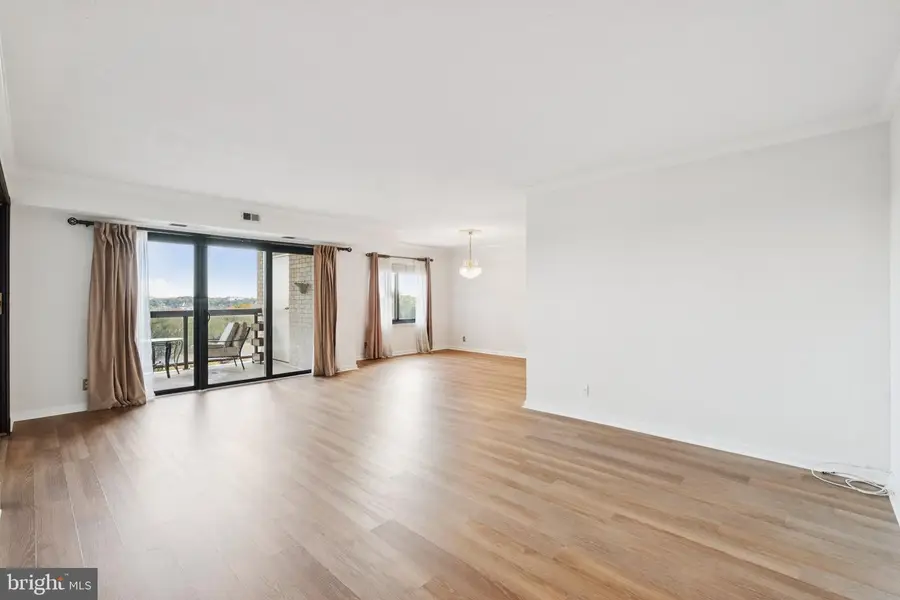 205 Yoakum Pkwy #823, Alexandria, VA 22304 - Image #2