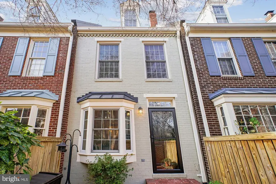 334 N Saint Asaph St N, Alexandria, VA 22314 - Image #2