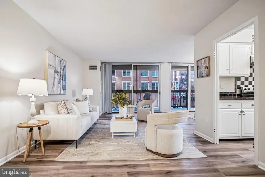 400 Madison St #304, Alexandria, VA 22314 - Image #2