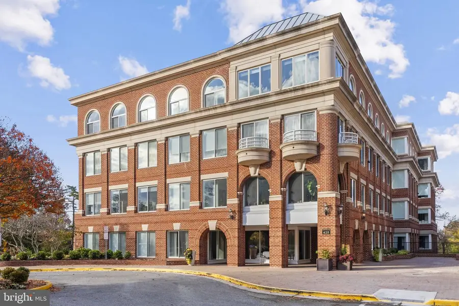 625 Slaters Ln #402, Alexandria, VA 22314 - Image #2
